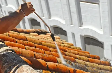 Nettoyage de toitures - Orsinval